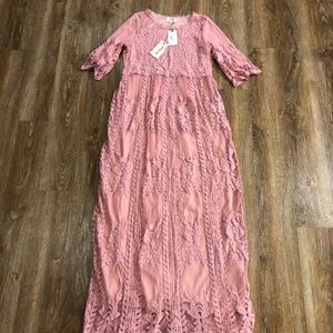 Women’s Wren & Ivory Selena Pink Lace Dress